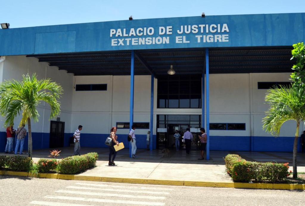 Detuvieron a policía por disparar contra jefe de Seguridad del Palacio de Justicia de El&nbsp;Tigre