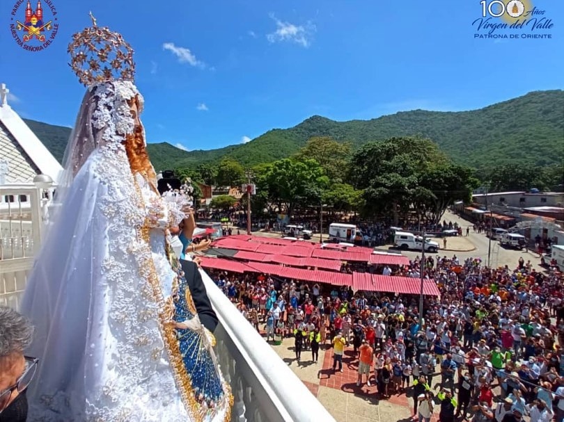 En imágenes, el encuentro de la Virgen del Valle y su&nbsp;feligresía