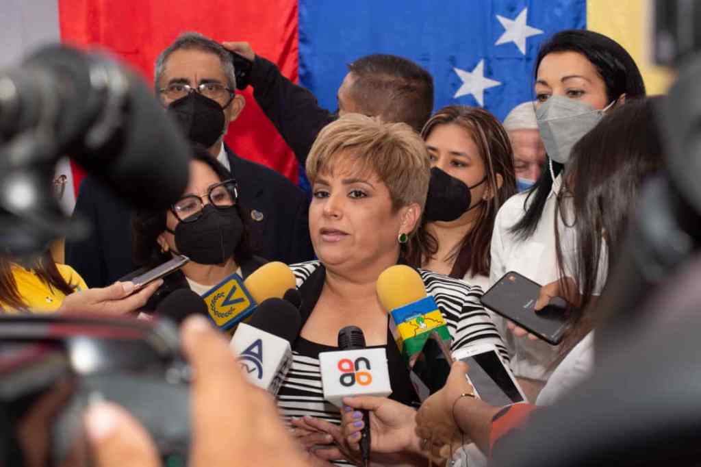 Ysbelsy Hernández: “Es el momento de los ciudadanos, aquí están nuestros candidatos para&nbsp;Lechería”