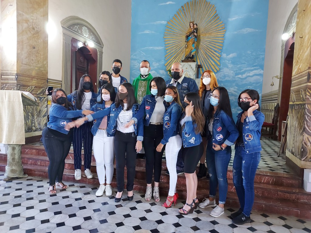 Nuevos periodistas de Anzoátegui asistieron a misa de Acción de Gracias por su&nbsp;graduación