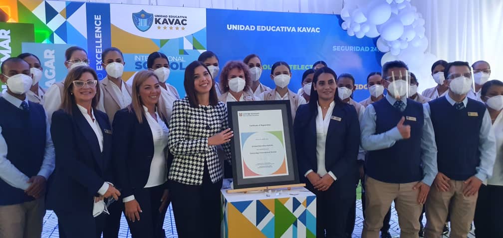 Certificación Cambridge  para Unidad Educativa&nbsp;Kavac