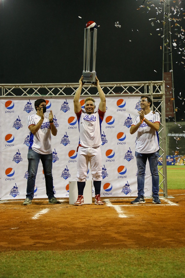William Contreras se coronó campeón del Festival del Jonrón&nbsp;Pepsi