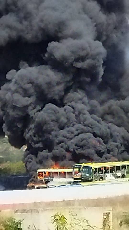Se incendió Yutong en La Guarenas-Guatire