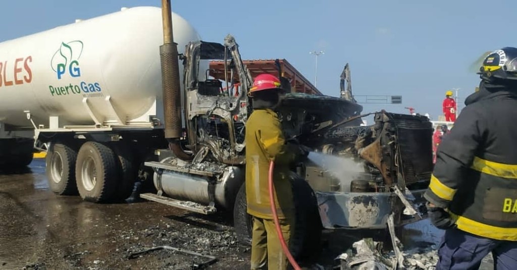 Incendio de gandola cargada de gas propano no dejó víctimas que&nbsp;lamentar