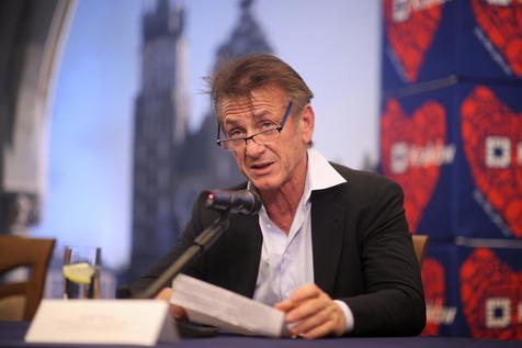 Sean Penn firma acuerdo para ayudar a refugiados&nbsp;ucranianos