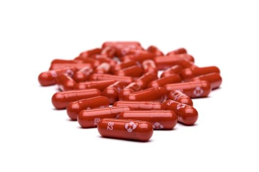 OMS aprueba el molnupiravir, primer tratamiento oral contra el&nbsp;covid-19