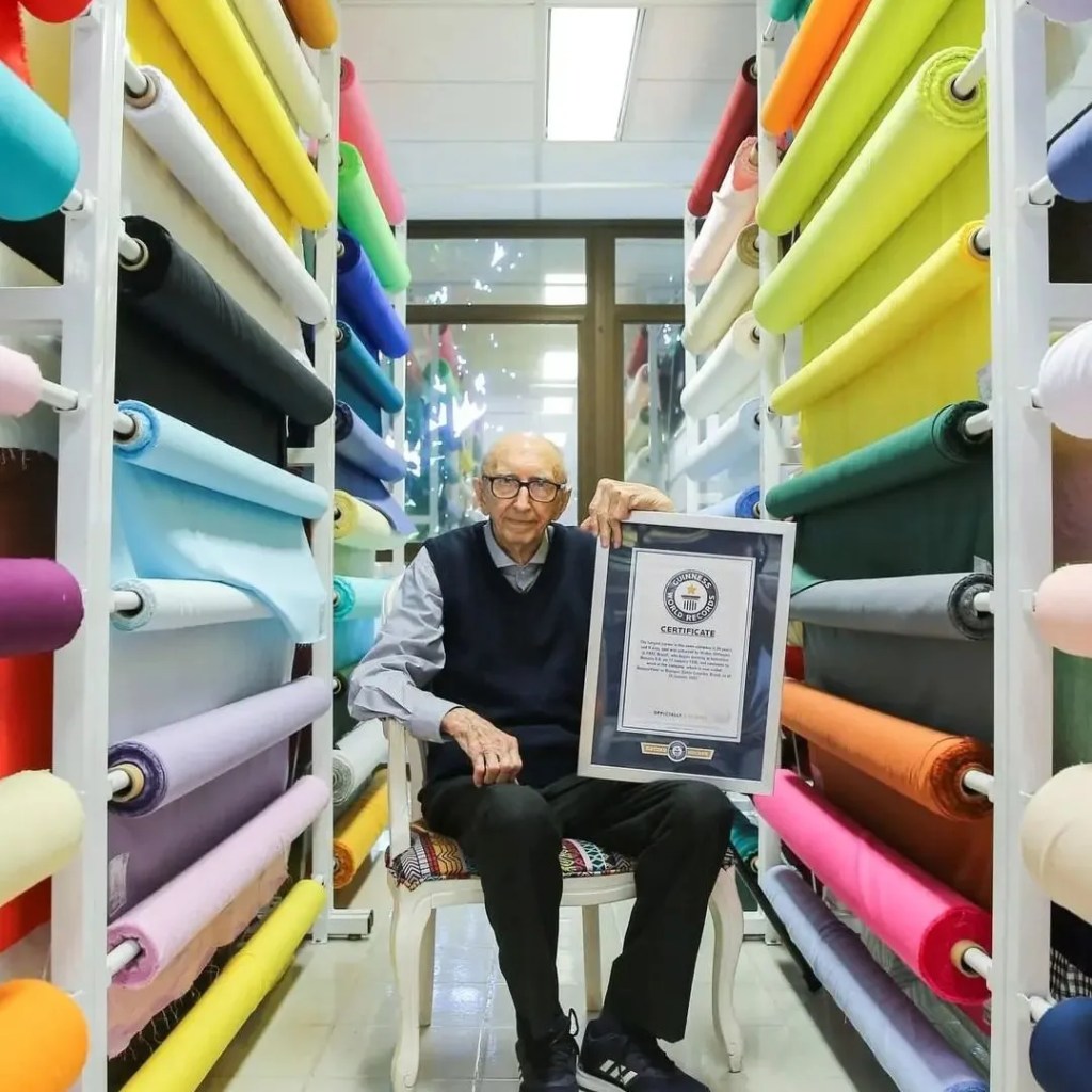 Obtiene Récord Guinness como el empleado más&nbsp;longevo