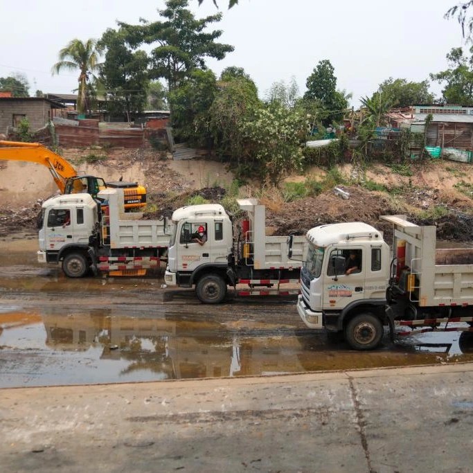 Realizan operativo de saneamiento y limpieza en el canal de alivio en&nbsp;Barcelona