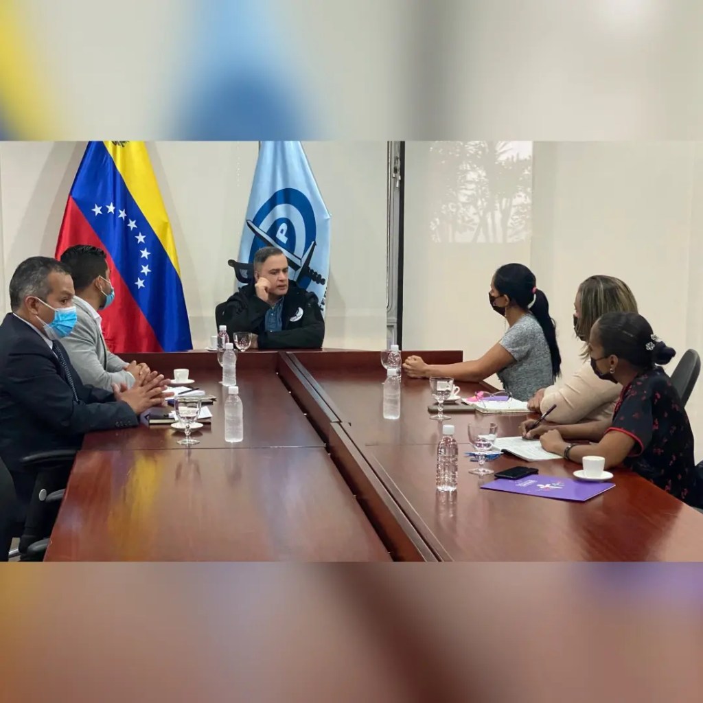 Saab se reunió con familiares de víctima de femicidio en&nbsp;Caracas