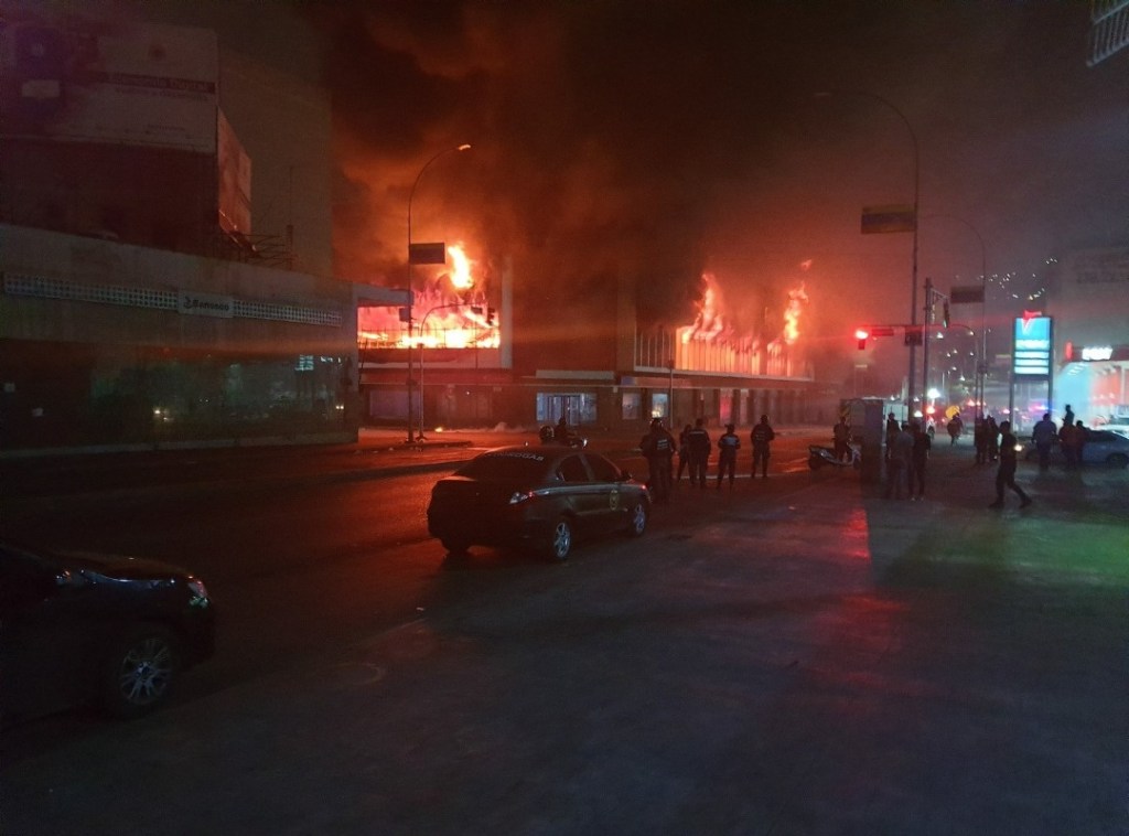 Ministerio Público imputó a presunto responsable del incendio en mercado de Los&nbsp;Corotos