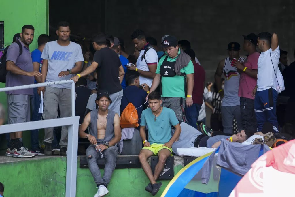 Unos 3.800 migrantes venezolanos varados en Panamá han retornado al&nbsp;país
