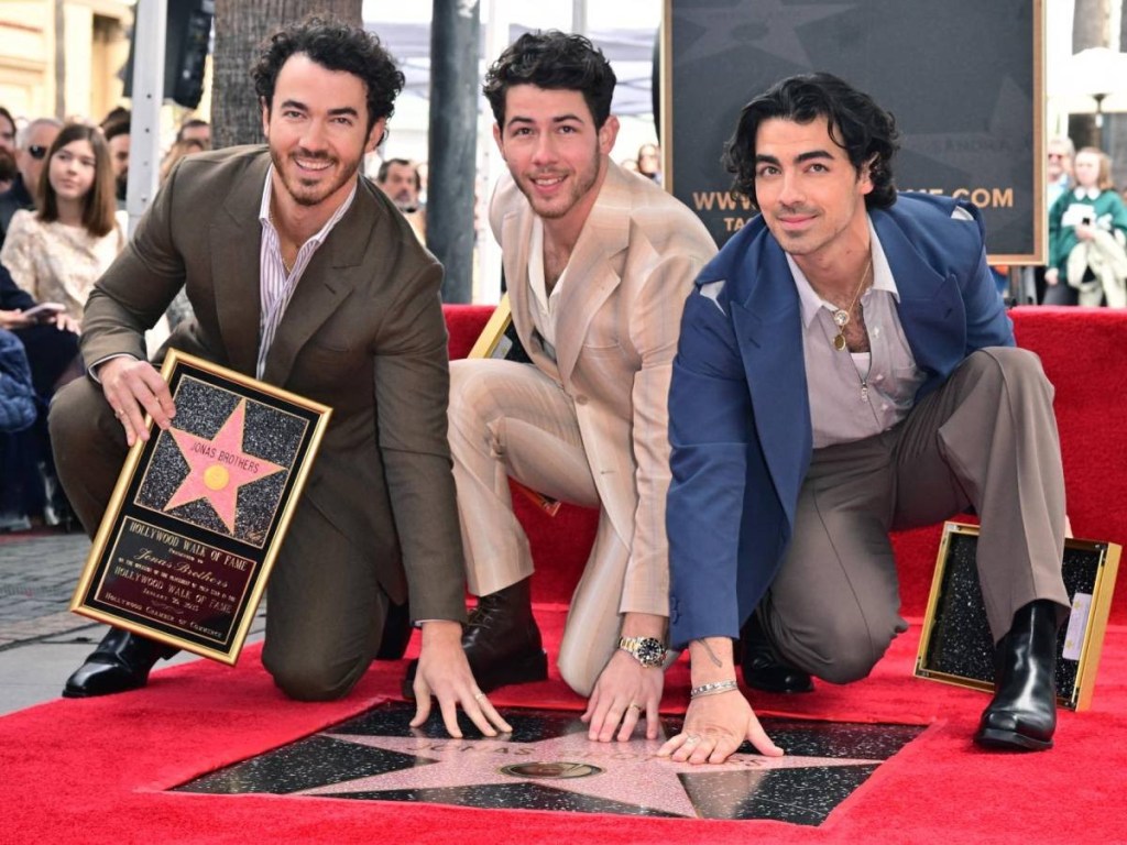 Jonas Brothers obtienen su estrella en el Paseo de la&nbsp;Fama