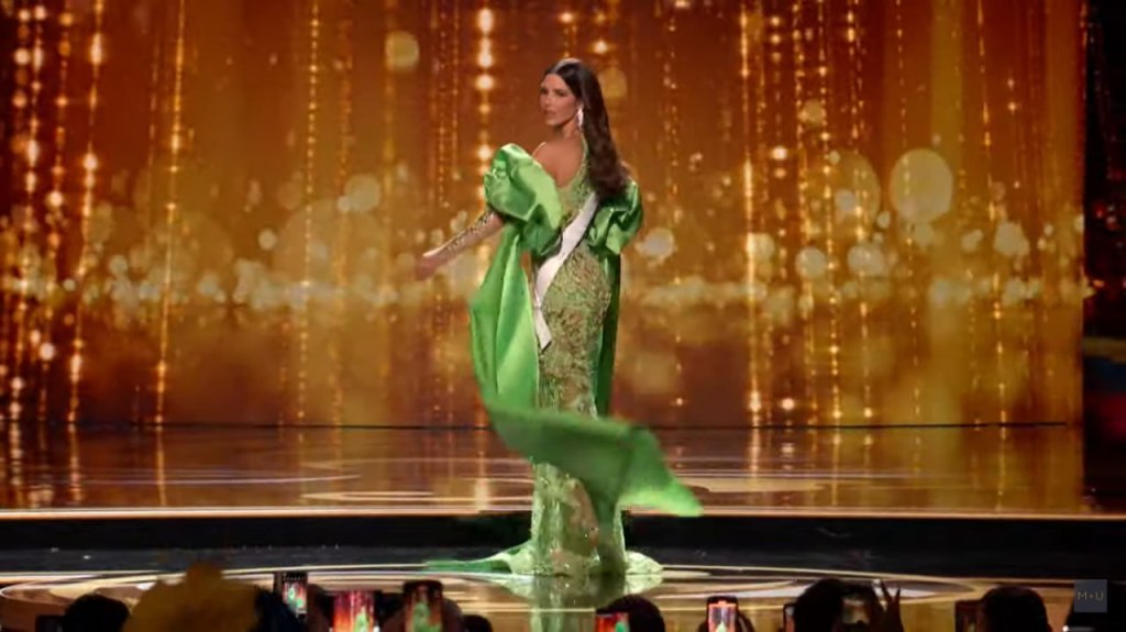 Así lució Amanda Dudamel en el desfile en traje de gala del Miss&nbsp;Universo