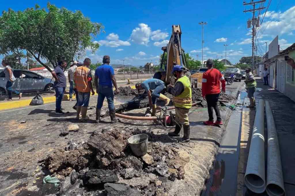 Realizaron trabajos de reparación de colector ubicado en la Av. Cumanagoto de&nbsp;Barcelona