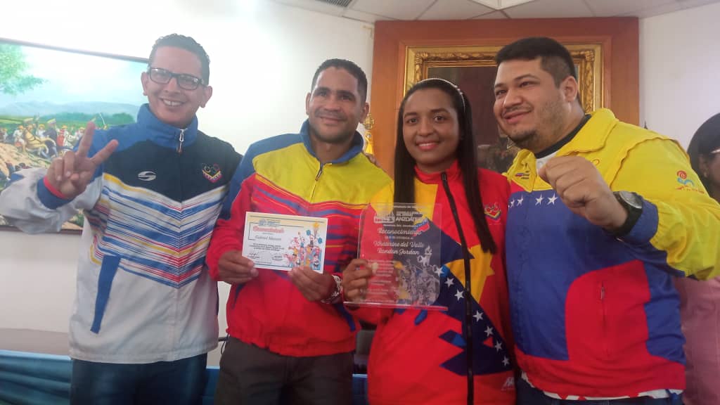 Cleanz entregó reconocimientos a destacados deportistas de&nbsp;Anzoátegui