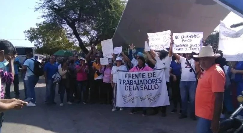 Docentes y trabajadores del sector salud protestan en&nbsp;Cumaná