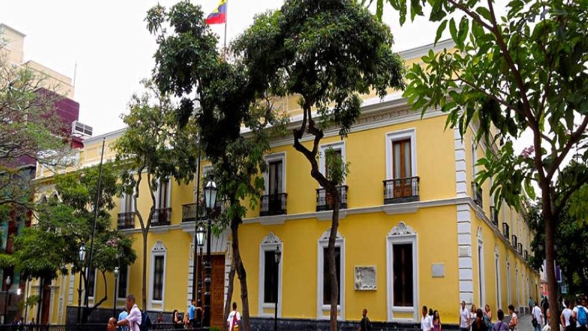 Venezuela envía condolencias a Nepal por tragedia&nbsp;aérea