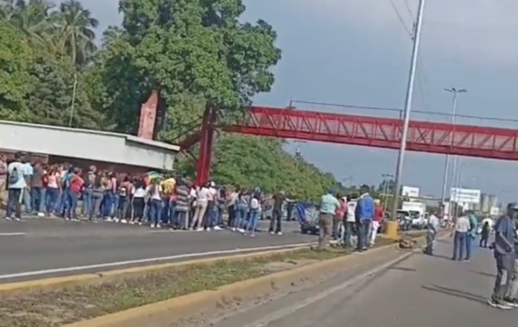 Trabajadores de la UDO Anzoátegui se suman a la&nbsp;protesta