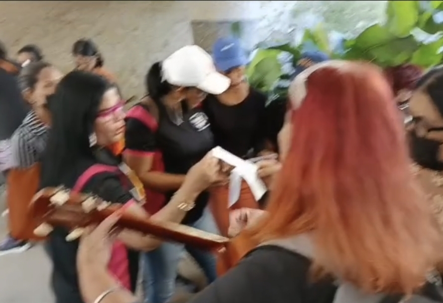 Docentes de Nueva Esparta protestan al son de la&nbsp;música