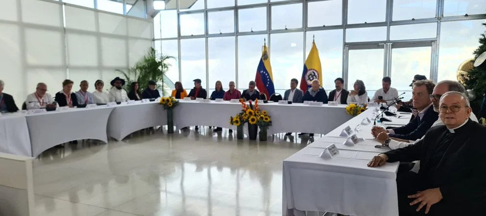 Negociación entre el gobierno de Colombia y el ELN podría continuar en&nbsp;Caracas