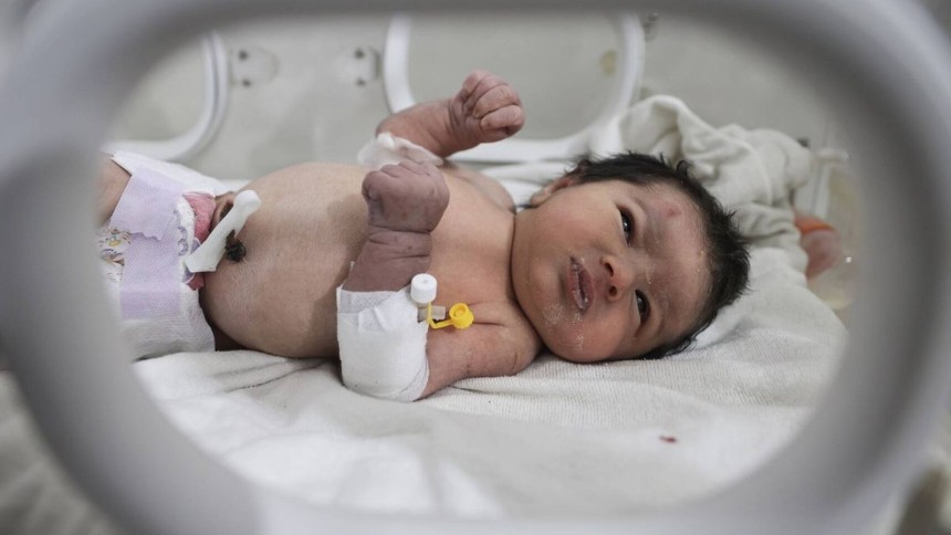 Han intentado secuestrar tres veces a la «bebé milagro» rescatada de escombros tras terremoto en&nbsp;Siria