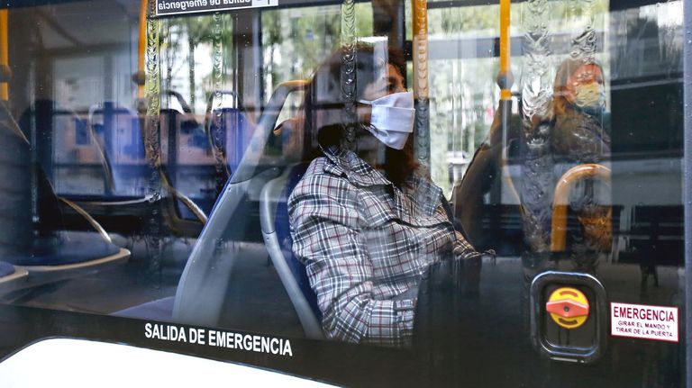 España elimina obligatoriedad de mascarilla en&nbsp;transportes