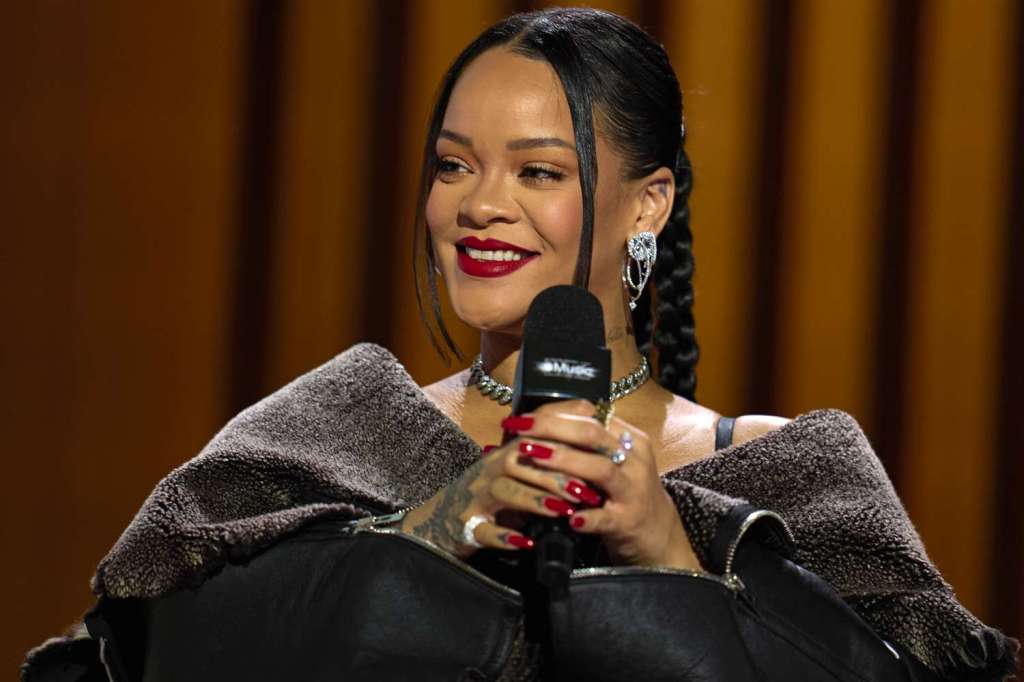 Rihanna promete un gran espectáculo de medio tiempo en el Super&nbsp;Bowl