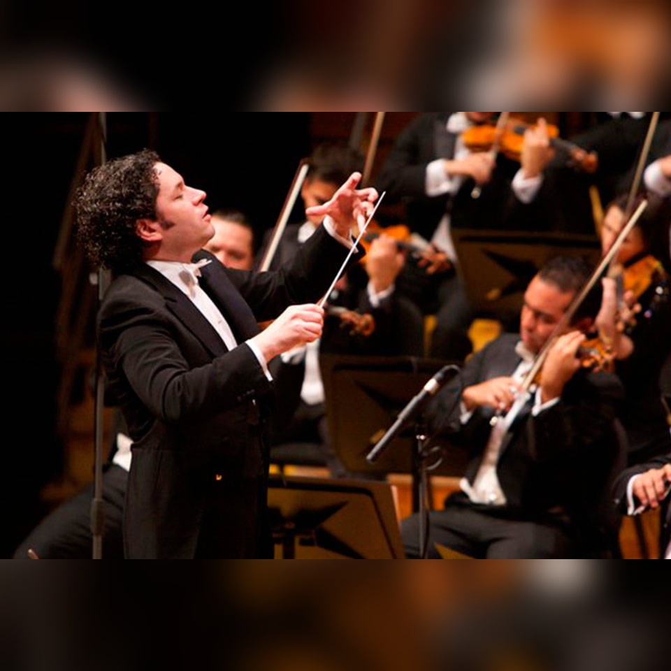 Venezolano Gustavo Dudamel toma la batuta de la Orquesta Filarmónica de Nueva&nbsp;York