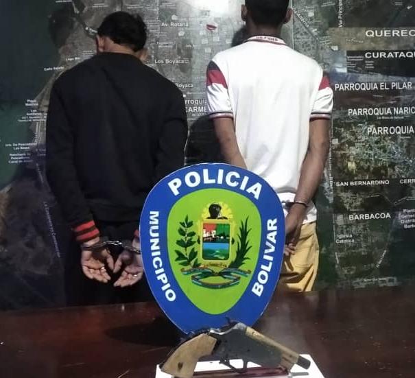 Aprehendidos 2 sujetos por porte ilícito de armas en&nbsp;Barcelona