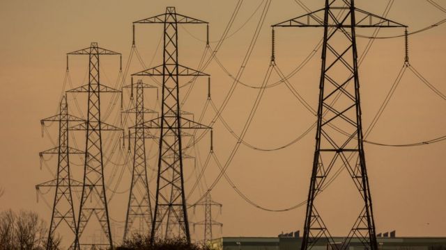 Falla en el sistema eléctrico deja sin luz a más de la mitad de&nbsp;Argentina