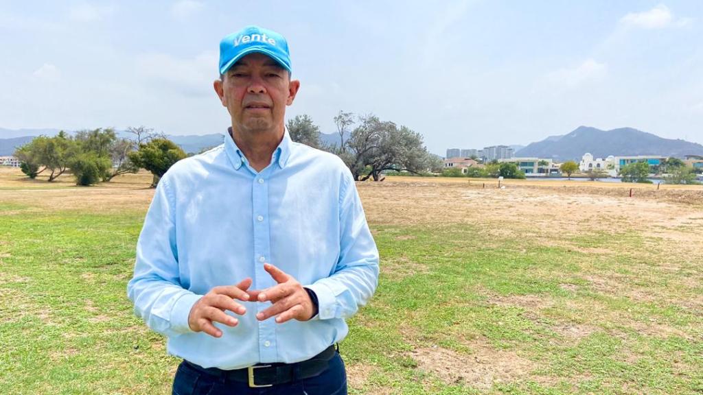 «Quieren apropiarse  de 70 hectáreas en Lechería para construir un exclusivo club náutico para la élite&nbsp;chavista»