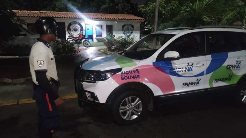 Policia de Barcelona detuvo a mujer que causó lesiones en el rostro a su hijo de 13&nbsp;años