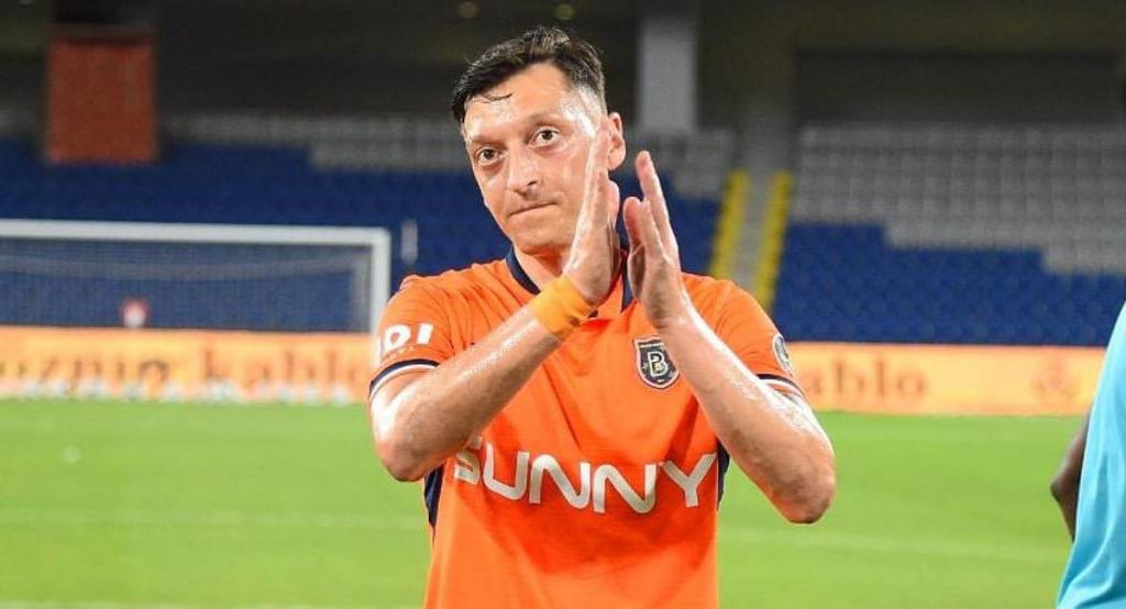 Mesut Özil anuncia su retiro del&nbsp;fútbol