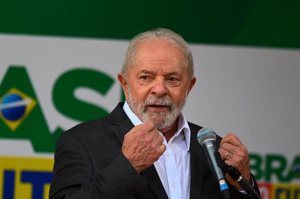 Lula Da Silva canceló gira internacional por una&nbsp;neumonía