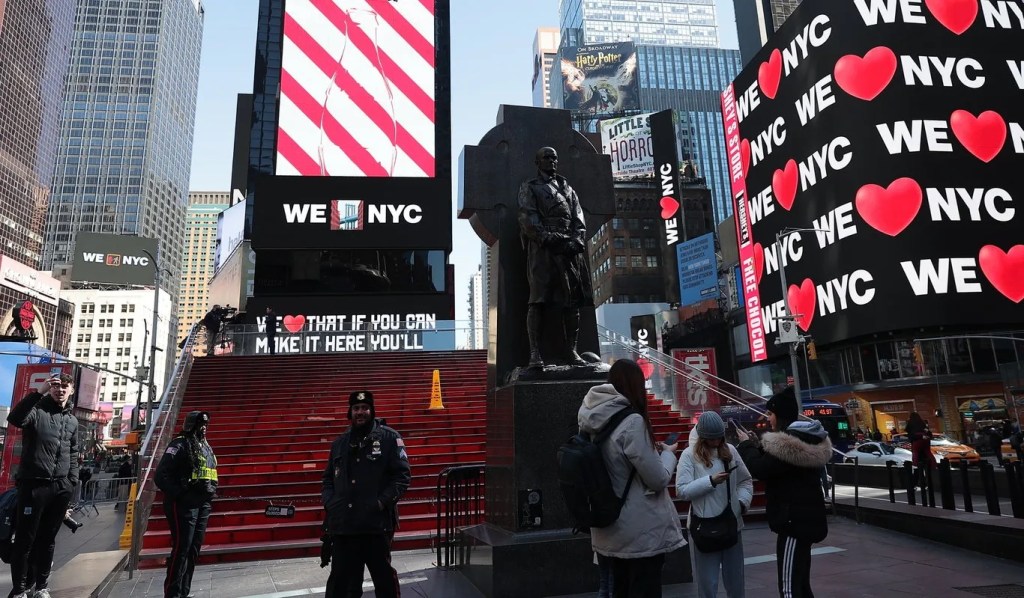Nueva York lanzó esta semana su nuevo logo «We ❤️ NYC» ¿Podrá sustituir al icónico «I ❤️&nbsp;NY»?