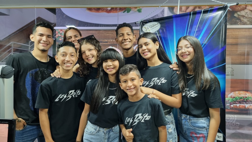 Los Brito presentan nuevo tema “Amor de&nbsp;colegio”