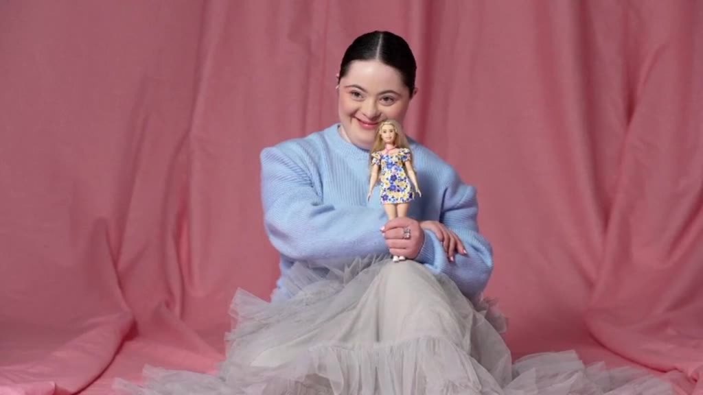 Sale a la venta la muñeca Barbie con síndrome de&nbsp;Down