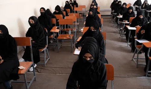 Nuevos envenenamientos con gas afectan a docenas de alumnas en&nbsp;Irán