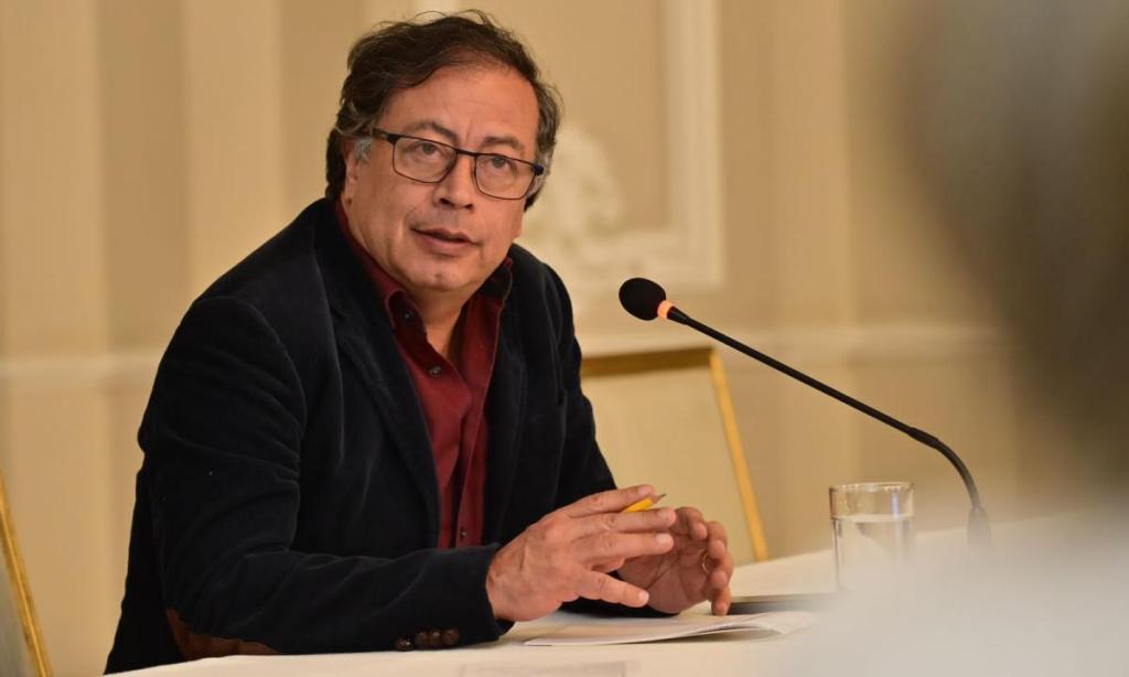 Petro dice que buscará el levantamiento de las sanciones a&nbsp;Venezuela