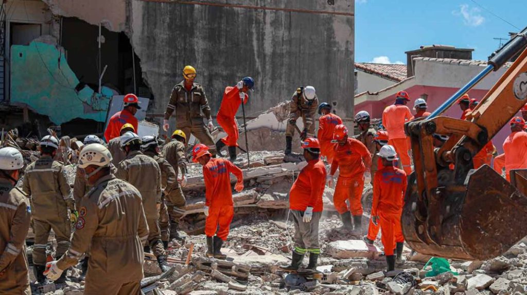 Fallecen tres personas tras desplome de edificio en&nbsp;Brasil