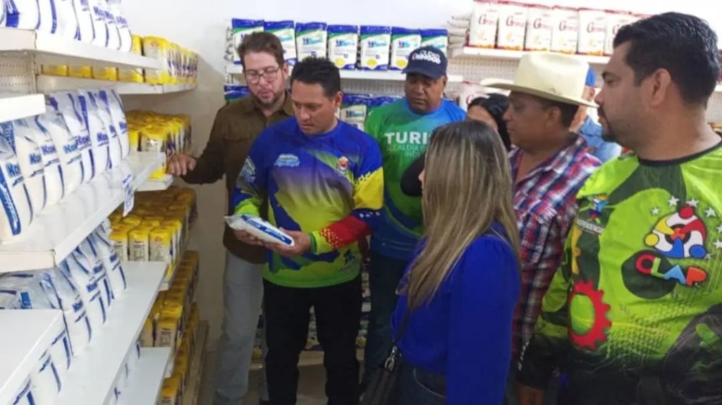 Inauguran una de cuatro Bodegas Orinoco que se instalarán en el municipio&nbsp;Independencia