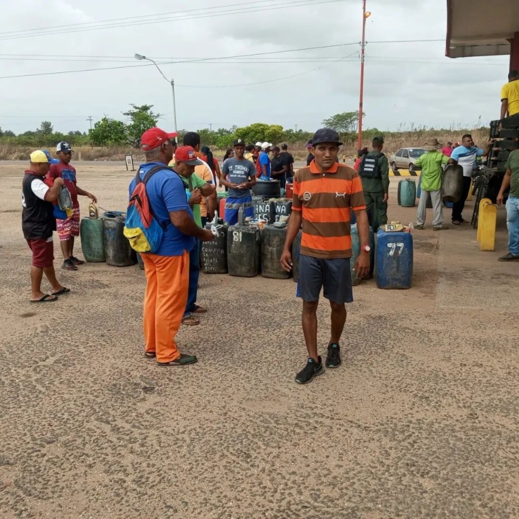 Suministran combustible a siete consejos de pescadores en el municipio&nbsp;Independencia