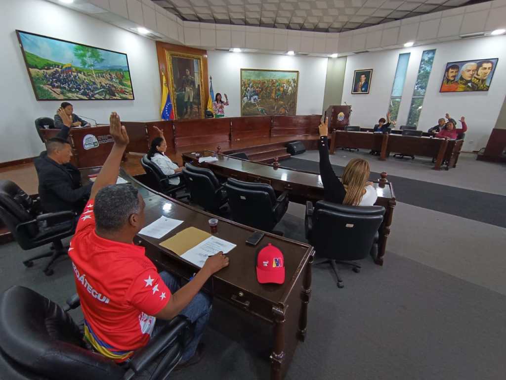 Cleanz aprobó más de 17 millones de bolívares al Ejecutivo Regional para inversión en obras de salud y&nbsp;educación