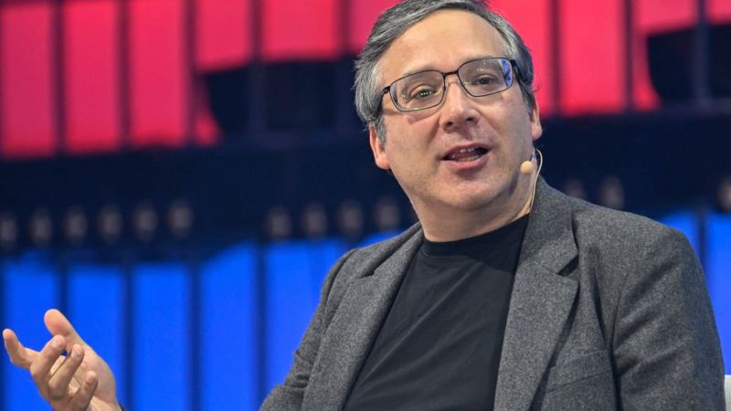 El profesor que fue llamado «loco y alarmista» por sus advertencias sobre la inteligencia artificial y que ha acertado en sus&nbsp;predicciones