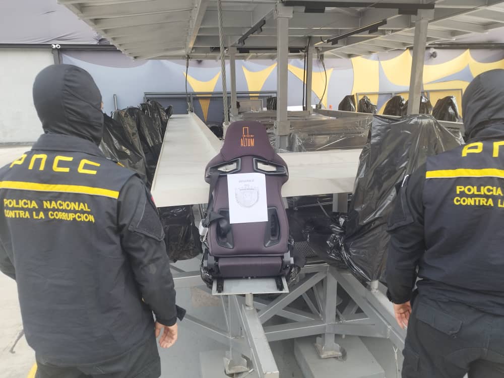 Policía Anticorrupción decomisa bienes del restaurante&nbsp;Altum