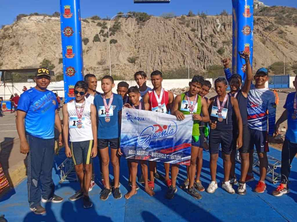 Seis niños y adolescentes guanteños participan en Campeonato Continental de&nbsp;Acuatlón