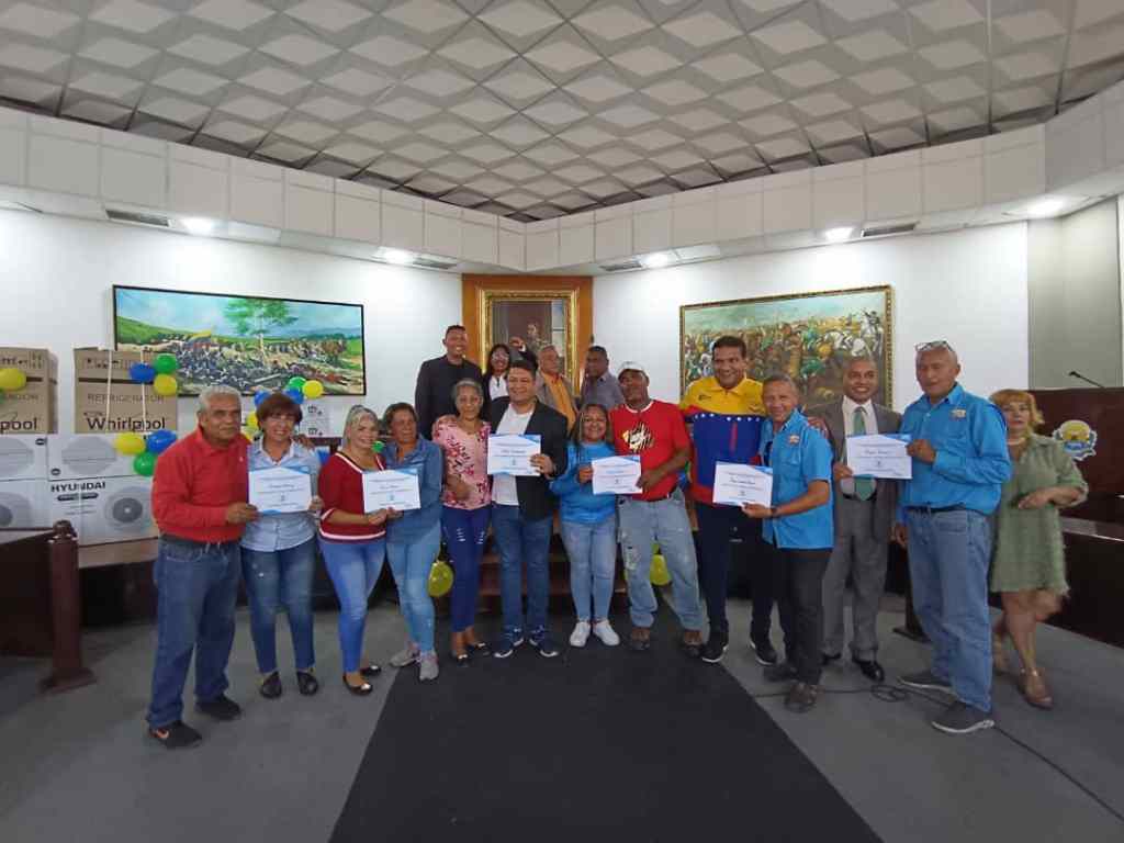 Trabajadores del Cleanz fueron&nbsp;homenajeados
