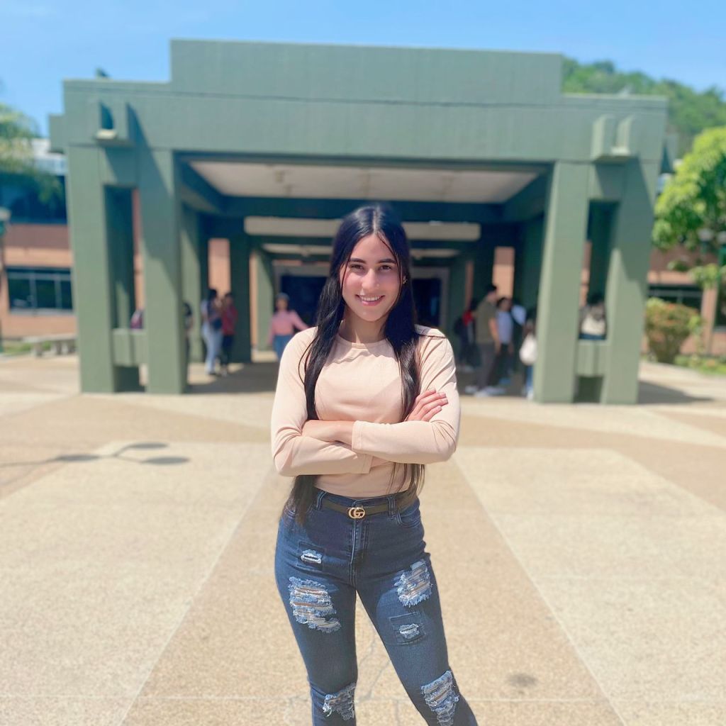 Daniela Velázquez, estudiante, emprendedora y una joven decidida a cumplir sus&nbsp;metas