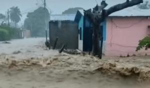 Gobernador de Barinas pide declarar emergencia por&nbsp;inundaciones