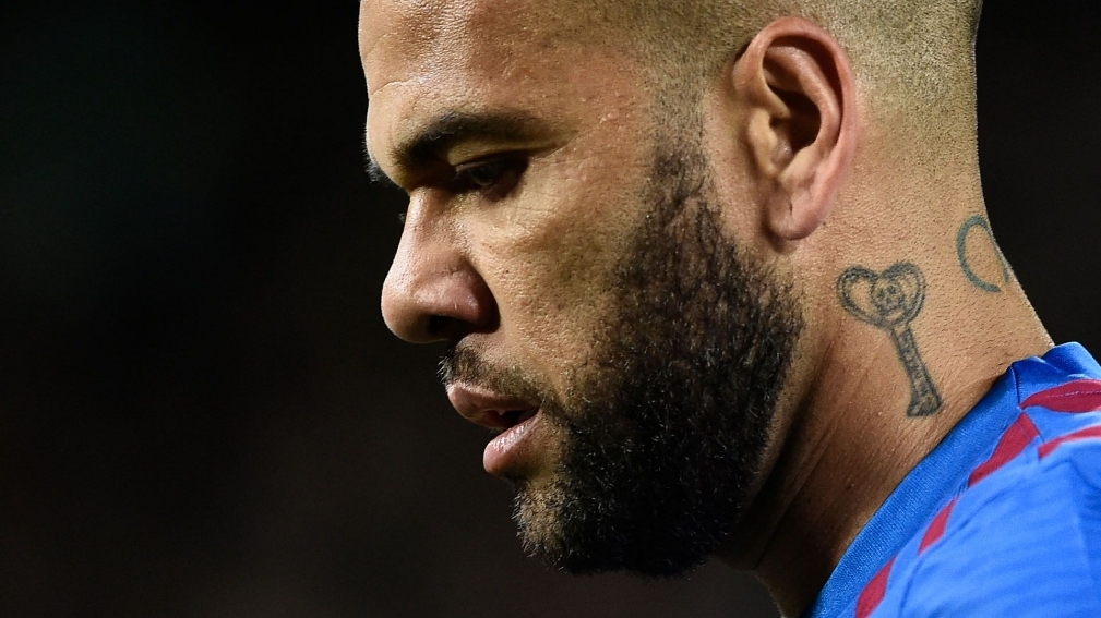 El exfutbolista Dani Alves irá a juicio en España por&nbsp;violación
